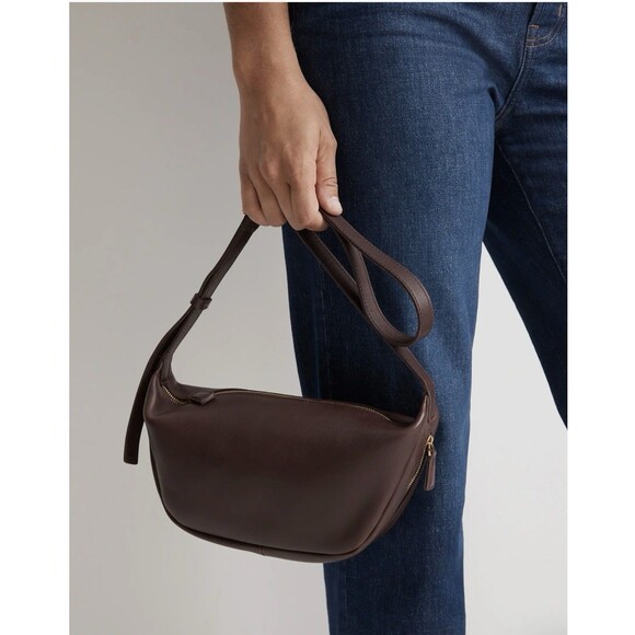 Madewell Handbags - Madewell Leather Crossbody Bag Chocolate Color EUC